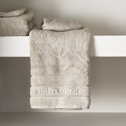 Rivièra Maison RM Hotel Towel stone 100x50 - Katoen - Steen - vtwonen shop