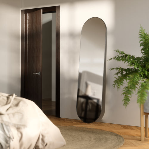 Umbra pilvormige spiegel Hubba - 45 x 157 x 5 cm - titanium