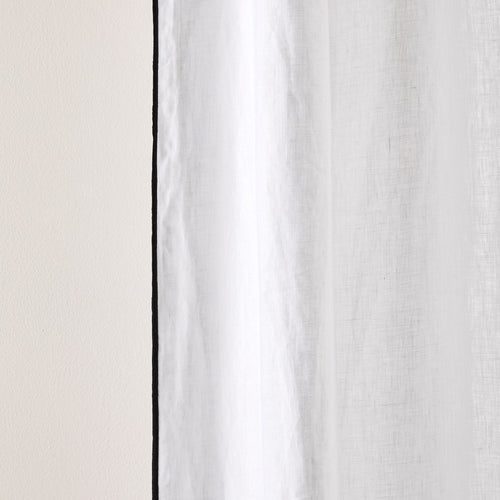 Madura Gordijn Carlina puur witte en zwarte hommel 150x350 cm