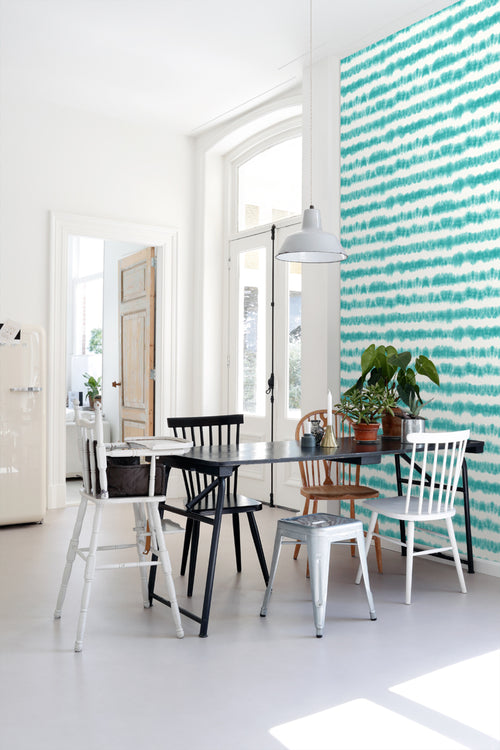 ESTAhome behang horizontale tie-dye shibori strepen turquoise 53 cm x 10.05 m 148687