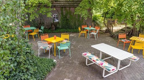 MaximaVida metalen vierkante tuintafel Max 80 x 80 cm okergeel - vtwonen shop