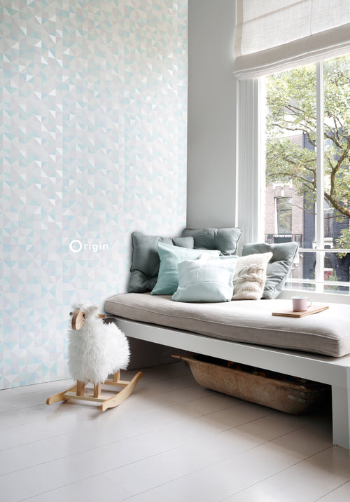 Origin Wallcoverings behang driehoekjes pastel paars, mintgroen, glanzend zilvergrijs en pastelblauw - 53 cm x 10.05 m - 337205 - vtwonen shop