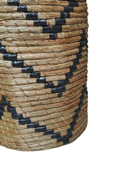 Handgevlochten Opbergmanden Set van 3 – Natuurlijke Wasmanden met Deksel – Mendong Gras – Decoratief & Functioneel - S:Dia27cm Hoogte 32cmM: Dia 3...