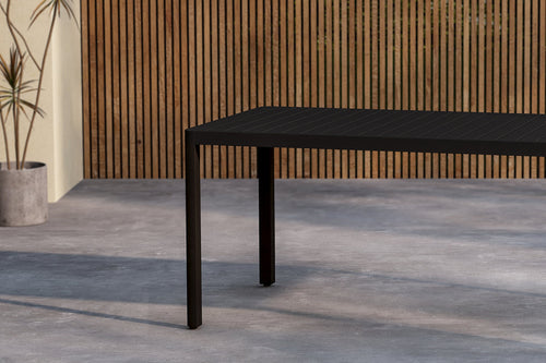 Rebellenclub Rechthoekige Tuintafel Minosa - 150 x 85 cm - Zwart - vtwonen shop