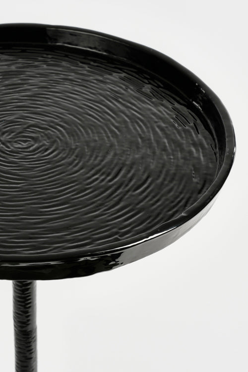 Mica Decorations Colin Bijzettafel - H58 x Ø34 cm - Gerecycled Aluminium - 100% FSC - Zwart - vtwonen shop