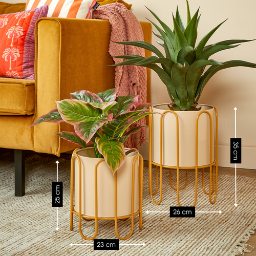Mica Decorations Dione Bloempot op Standaard – Set van 2 – Plantenpot voor Bloemen en Kamerplanten – Bloempotten voor Binnen – IJzer – Bruin