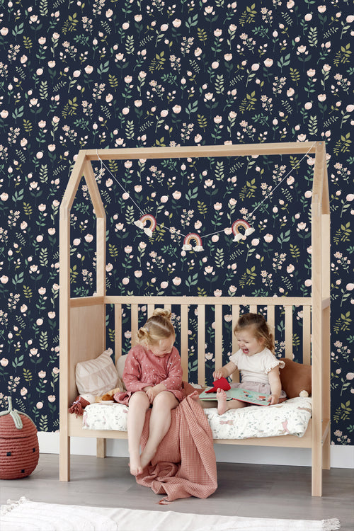 ESTAhome behang bloemen donkerblauw, roze en groen - 53 cm x 10.05 m - 139341