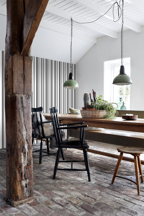 ESTAhome behang fijne strepen zwart en wit - 53 cm x 10.05 m - 138982 - vtwonen shop