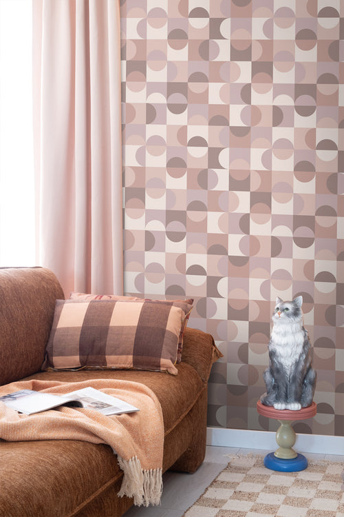 ESTAhome behang cirkels in Bauhaus stijl lichtpaars, roze en bruin - 50 x 900 cm - 131243 - vtwonen shop