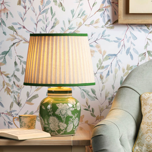 Laura Ashley Vliesbehang - Brayton Leaves Fresh Green