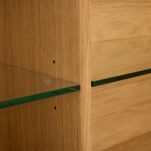 Furnhouse 3-deurs wandkast Nyborg - Natuurlijk eikenhout - MDF, Eikenfineer, Glas - 34x180x60