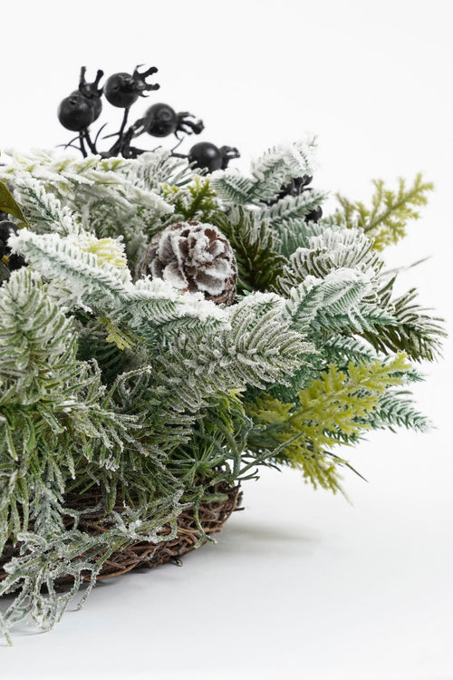 Mica Decorations Vesper Kerstkrans met Dennenappels - H13 x Ø50 cm - Zwart - vtwonen shop