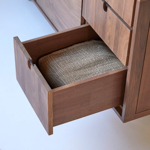 Tikamoon Massief notenhouten dressoir 145 cm - Bruin - vtwonen shop