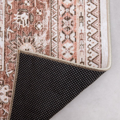 Interieur05 Vintage vloerkleed Nomad Lichtroze