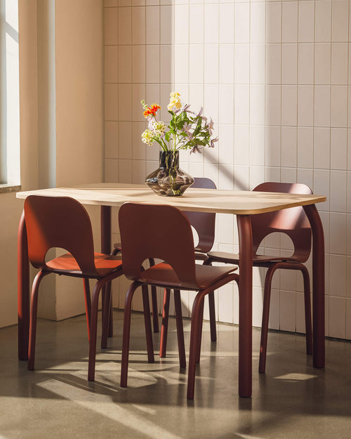 noo.ma Meko eettafel 140 x 80 cm - houten blad, Frosty Blue & Auburn Red