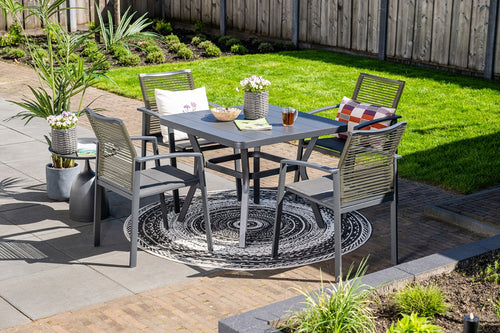 5-delige tuinset - 4 Cosmo tuinstoelen - Douglas tuintafel - vtwonen shop