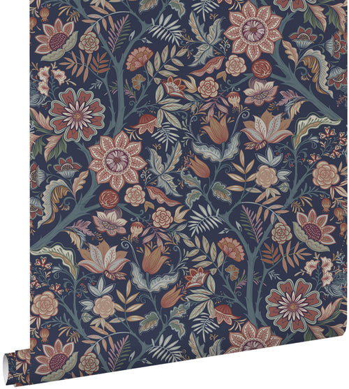 ESTAhome behang vintage bloemen donkerblauw en terracotta bruin - 50 x 900 cm - 131335 - vtwonen shop