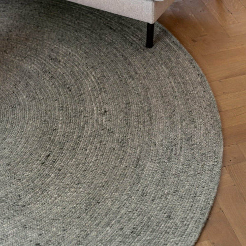 Interieur05  vloerkleed Gapo groen -rond -wollen150 x 150 cm