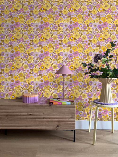 ESTAhome behang retro bloemen geel en paars - 50 x 900 cm - 131807