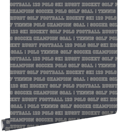 ESTAhome behang sport teksten grijsblauw - 53 cm x 10.05 m - 115624