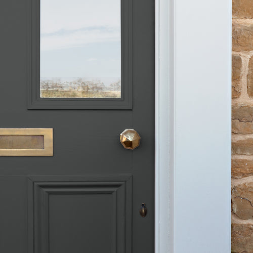 Graham & Brown Lund Grey - Zijdeglanslak voor Buiten - 1L - vtwonen shop