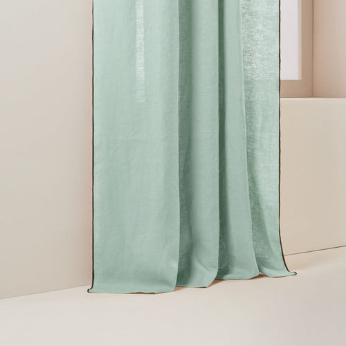 Madura Gordijn Carlina linde en zwarte hommel 144x280 cm