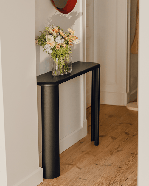 noo.ma Fli Console Table - 102x27x13,5 cm, Auburn Red, board en gepoedercoat staal