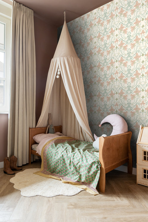 ESTAhome behang vintage bloemen in art nouveau stijl roomwit, zacht roze en vergrijsd groen - 53 cm x 10.05 m - 139666 - vtwonen shop