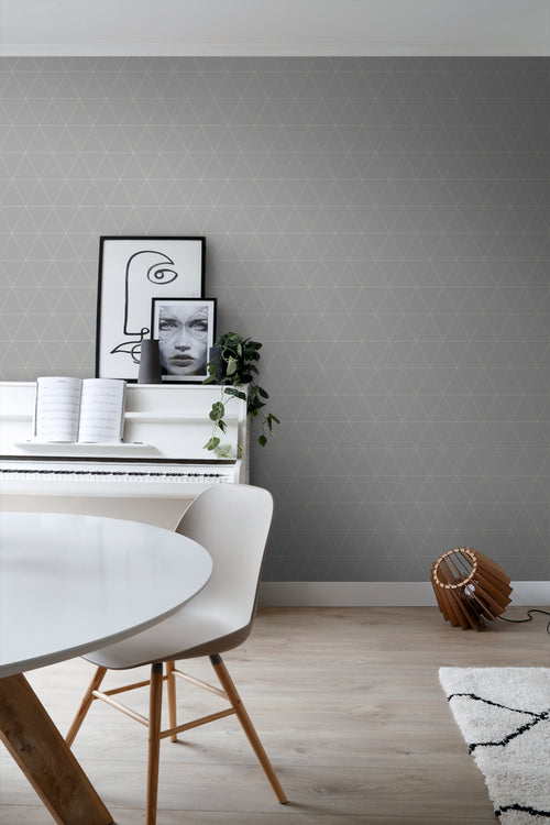 ESTAhome behang grafische driehoeken warm grijs - 50 x 900 cm - 139813 - vtwonen shop