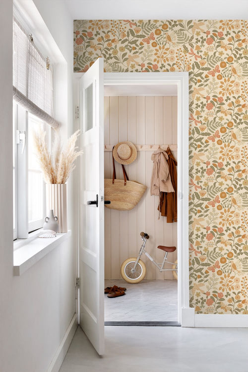 ESTAhome behang bloemen en vogels oranje en vergrijsd groen - 53 cm x 10.05 m - 131393