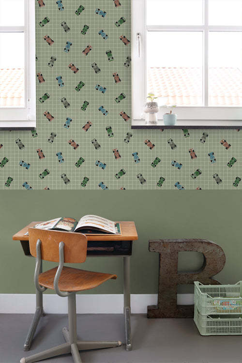 ESTAhome behang race auto's groen - 50 x 900 cm - 131752