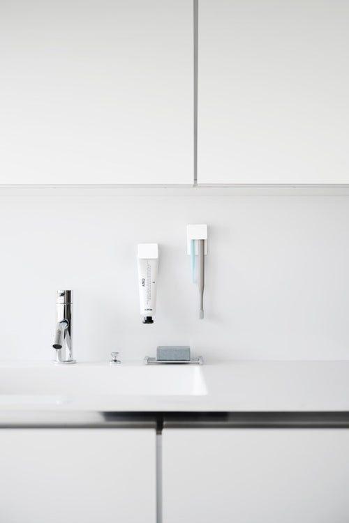 Yamazaki Zelfklevende Tandenborstelhouder (set van 2) -Tower - Wit - vtwonen shop