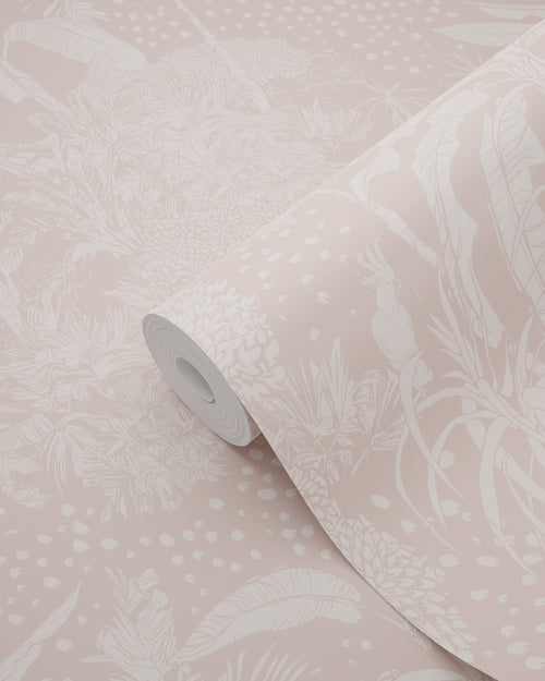 ESTAhome behang tropische bladeren oudroze - 50 x 900 cm - 139890 - vtwonen shop