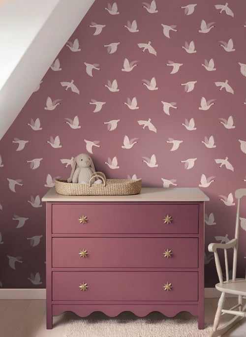 ESTAhome behang zwanen mauve paars - 50 x 900 cm - 131784
