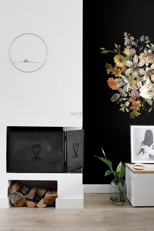 ESTAhome fotobehang bloemstilleven multicolor op zwart - 150 x 279 cm - 159215 - vtwonen shop