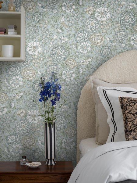 Borastapeter behang bloemen en vogels vergrijsd blauw - 53 cm x 10.05 m - 660862 - vtwonen shop