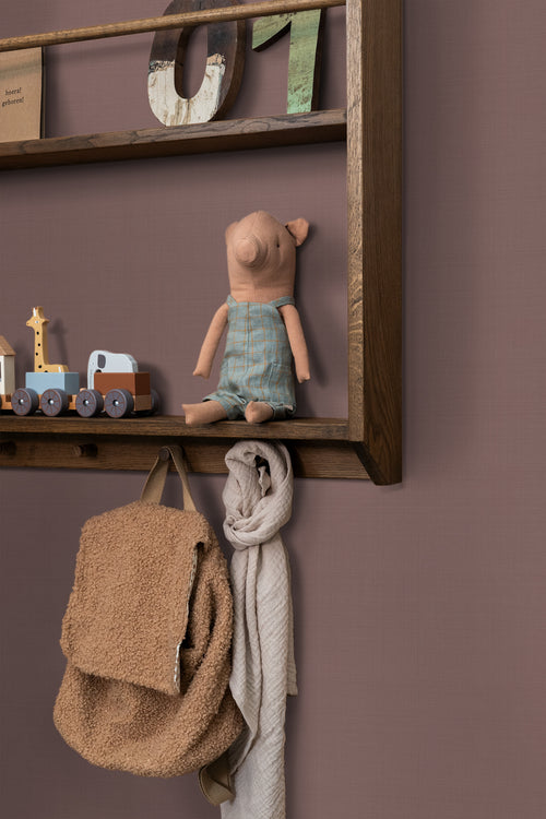 ESTAhome behang linnenstructuur mauve paars - 53 cm x 10.05 m - 131125 - vtwonen shop