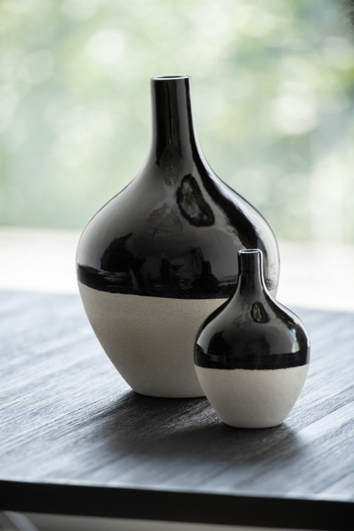 J-Line vaas Iva - porselein - zwart/wit - small - Ø 11.5 cm