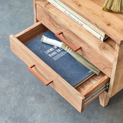 Tikamoon Nachtkastje van massief acaciahout - Naturel - vtwonen shop