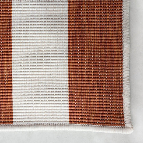 Buitenkleed Metro Stripe Roest/Wit - Interieur05