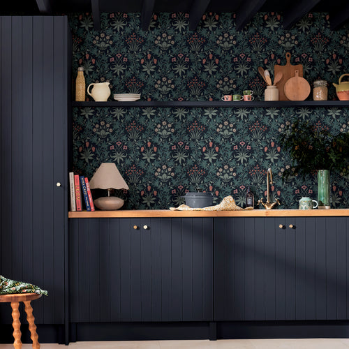 William Morris at Home Vliesbehang - Celandine Midnight