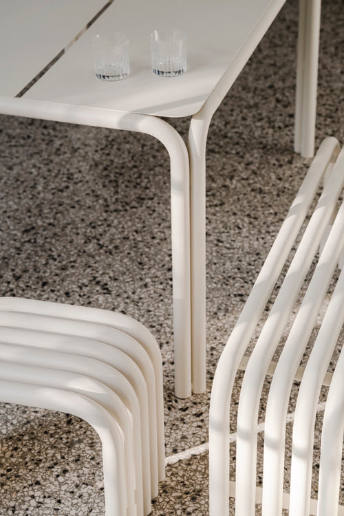 noo.ma NOKK Outdoor eettafel - Piazza Beige - vtwonen shop