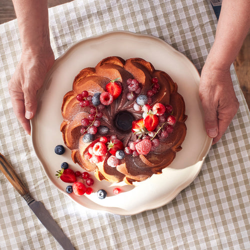 Emile Henry Madeleine Serveerschaal rond - Ø300mm - Argile - vtwonen shop