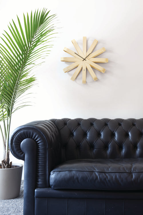 Umbra Ribbonwood-wandklok