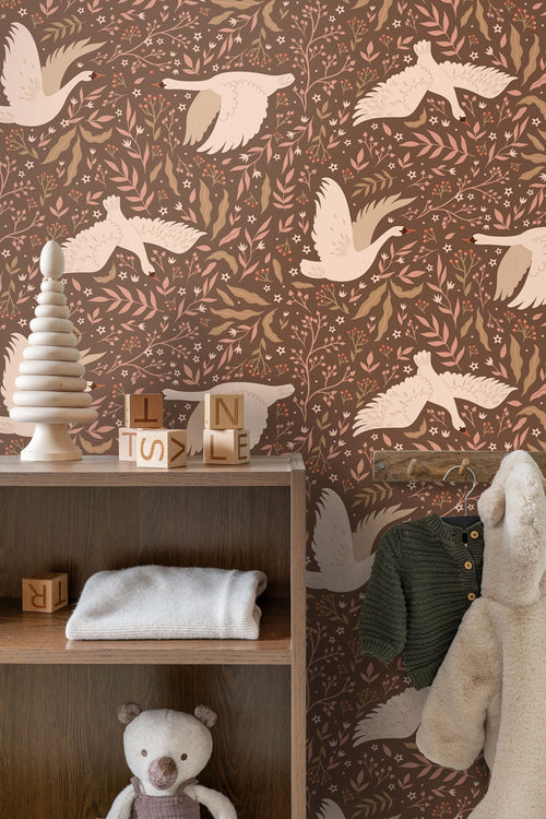 ESTAhome behang zwanen bruin en groen - 50 x 900 cm - 131859