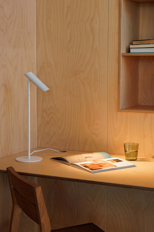 Faro Leo Bureaulamp Mat Wit 2700K