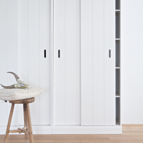 WOOOD plankenkast met schuifdeuren Row - Grenen - Wit - 195x85x44 - vtwonen shop