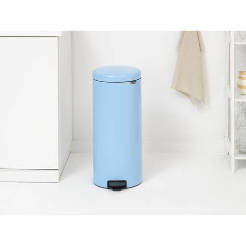 Brabantia Pedaalemmer NewIcon - 30L - kunststof binnenemmer - dreamy blue - vtwonen shop