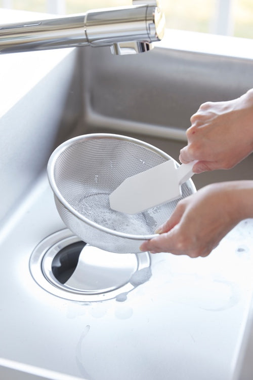 Yamazaki Siliconen Afwasborstel - Magnetisch - Tower - Wit - vtwonen shop