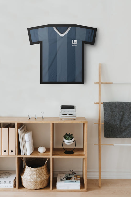 Umbra T-Frame T-shirtdisplay - vtwonen shop